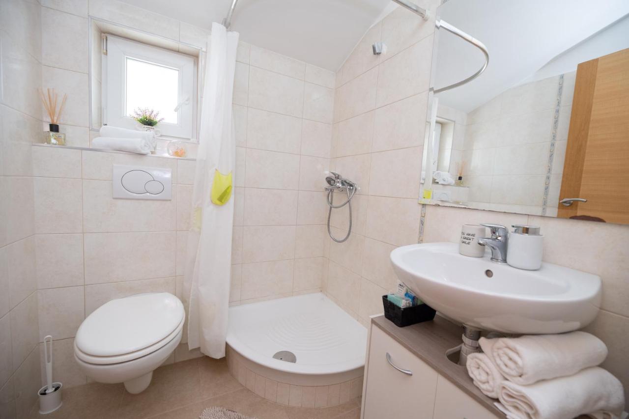 Apartment Malu Sunset Zadar Exterior photo